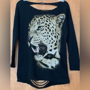 UK2LA  Black Sweatshirt/Leopard Image